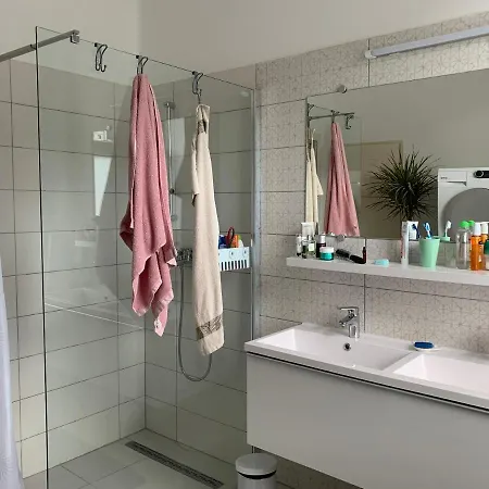 Affittacamere Newly Renovated Studio Near The Park And City